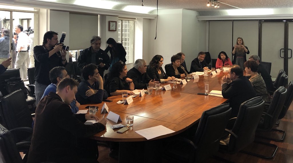 Reunión de la ministra Gloria Hutt con las organizaciones ciclistas (3)